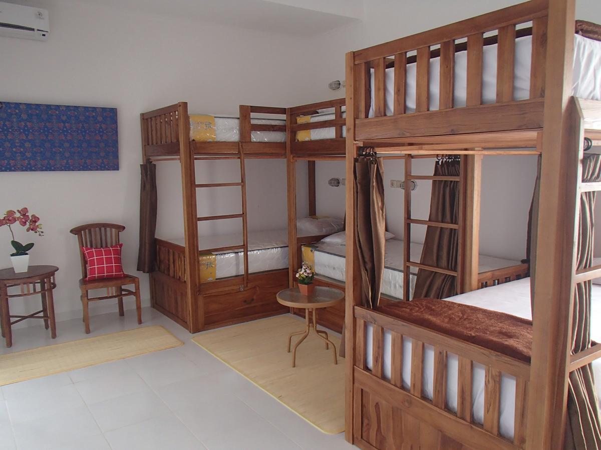Askara Guest House & Hostel Ubud  Exterior photo