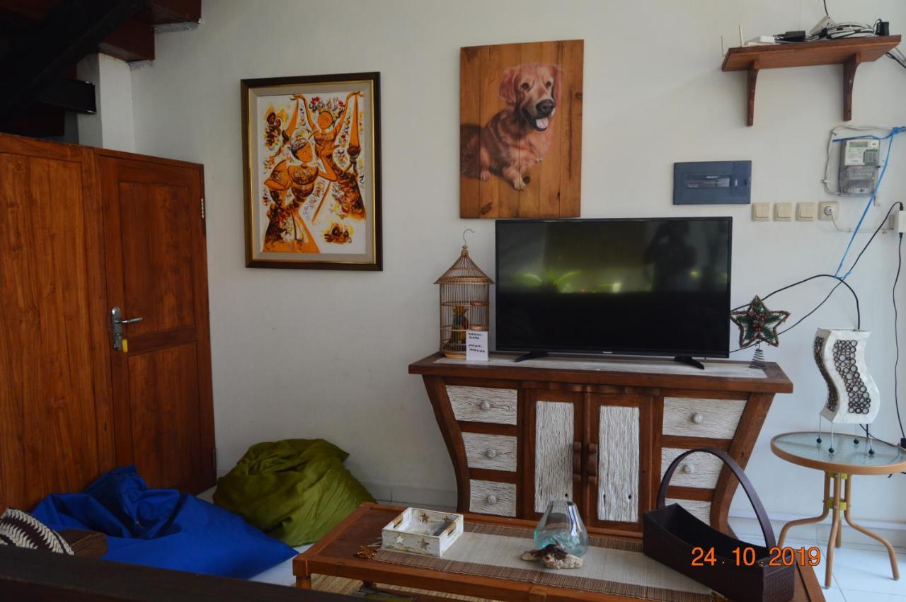 Askara Guest House & Hostel Ubud  Exterior photo